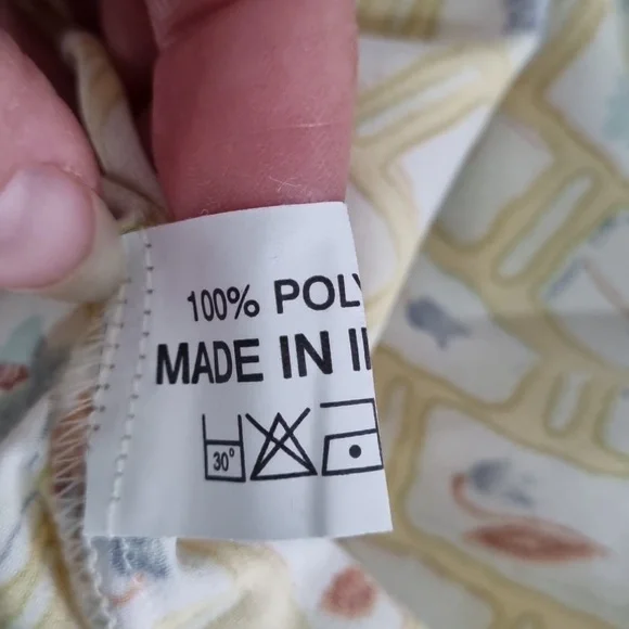 U&I, button-up top, pale yellow with floral print, size 16 - Picture 9 of 9